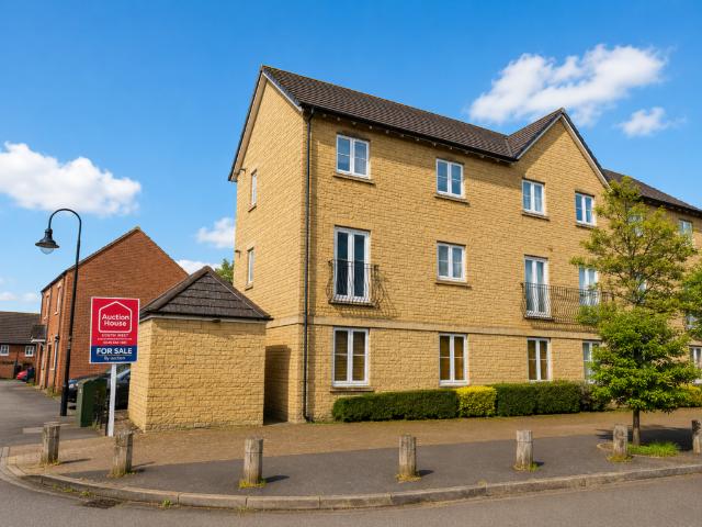 Flat for sale in Weston Village, Weston-super-mare