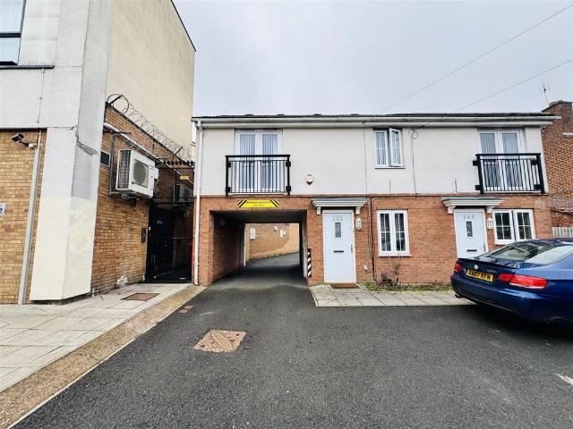 Flat for sale in Shard End, West Midlands