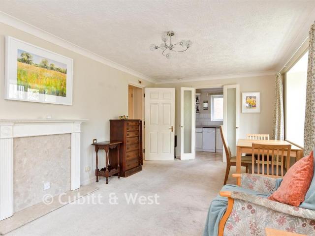 Flat for sale in Brunswick