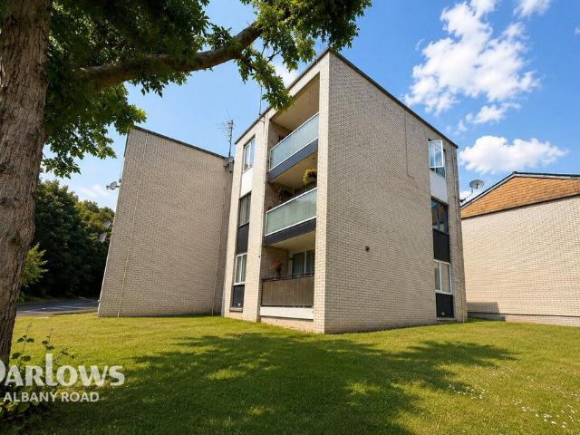 Flat for sale in Falcon Lodge, Wales