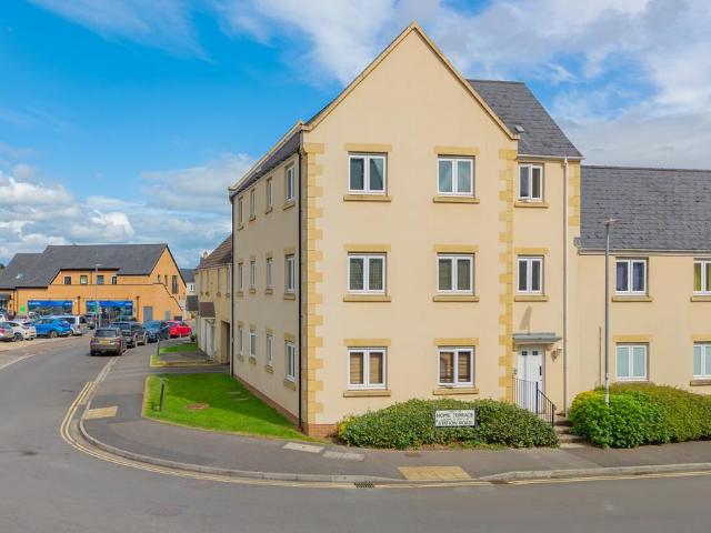 Flat for sale in Norton Fitzwarren, Somerset