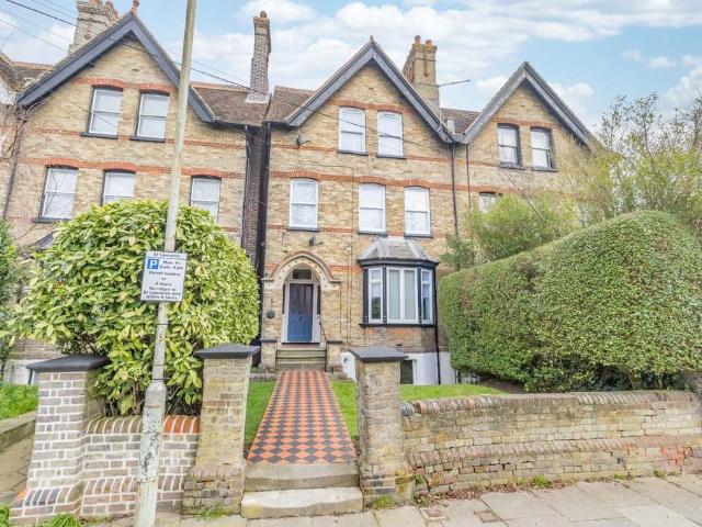 Flat for sale in Longport, The Bridge