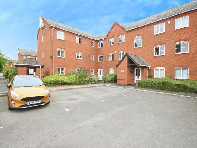 Flat for sale in Sydenham, Green Close