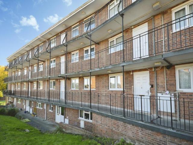 Flat for sale in Goldthorn Hill, Wolverhampton