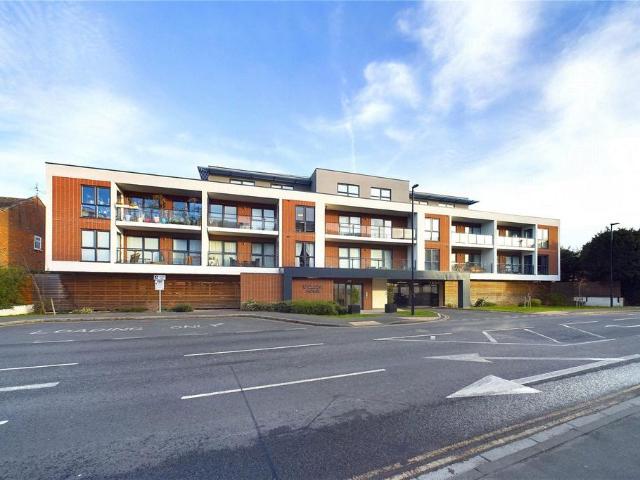 Flat for sale in Fishery, Maidenhead