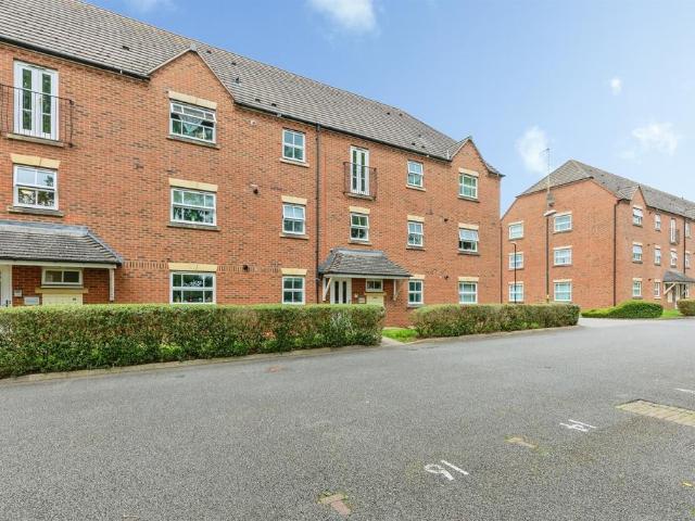 Flat for sale in Cannon Park, West Midlands
