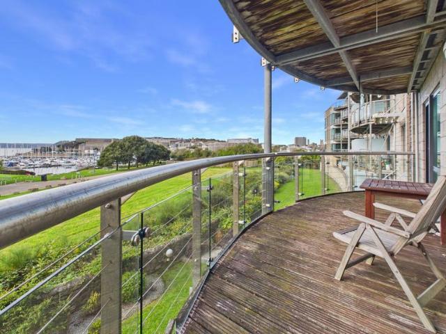 Flat for sale in Barbican, Plymouth
