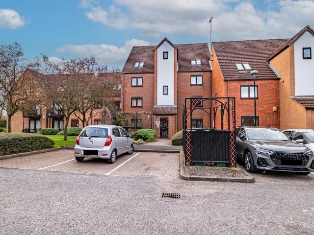 Flat for sale in Haddon, East Midlands