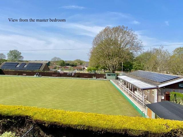 Flat for sale in Ringwood, Ashurst Bridge