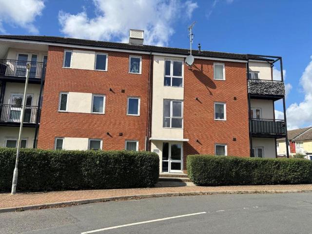 Flat for sale in Stanhope, Bridgefield