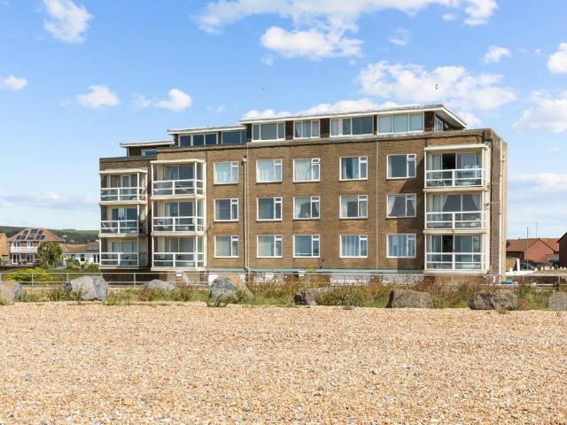 Flat for sale in Fishersgate, West Sussex