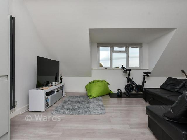 Flat for sale in Greenhill, The Bridge