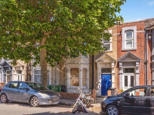 Flat for sale in Tipner, City Of Portsmouth