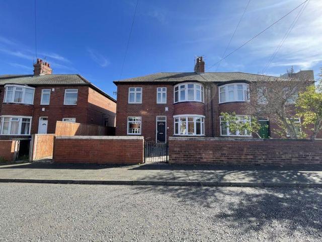 Flat for sale in Cowgate, Fenham