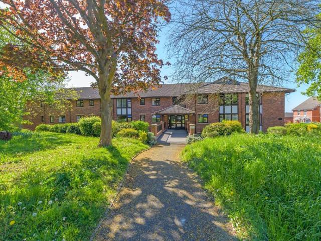 Flat for sale in Helsby, Alvanley