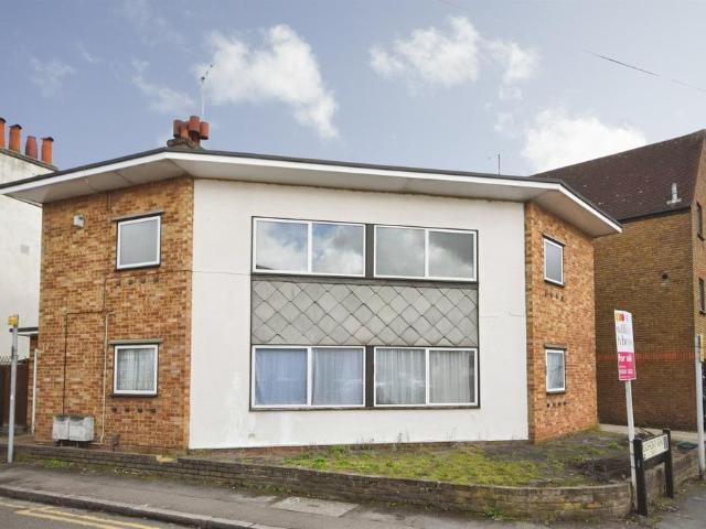 Flat for sale in Moulsham, Chelmsford