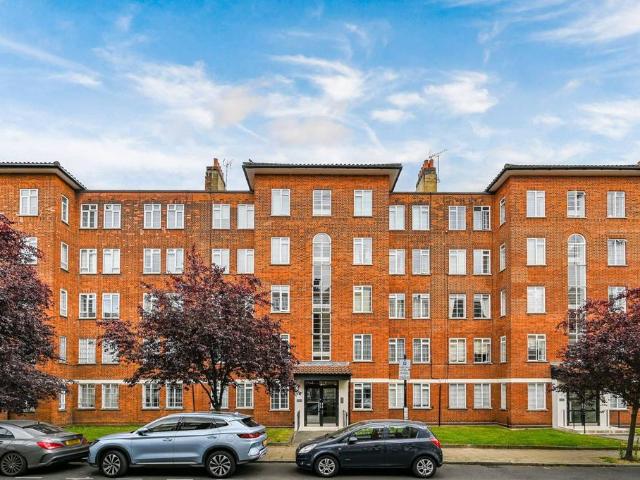 Flat for sale in St. John's Wood, Isle Of Man