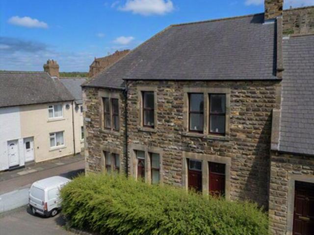 Flat for sale in Alnwick, North East
