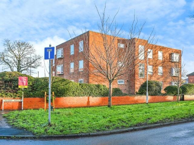 Flat for sale in Ford, Great Crosby