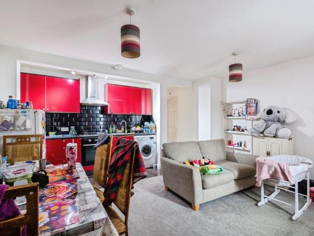 Flat for sale in Southmead, Bristol