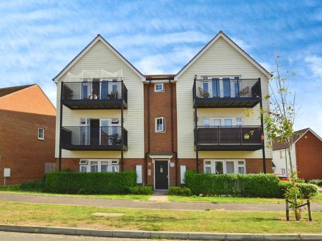 Flat for sale in Cheeseman's Green, Bridgefield