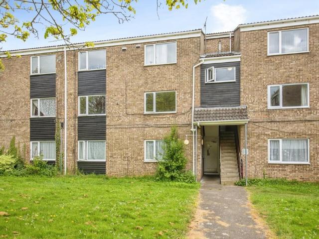 Flat for sale in Key Street, Suffolk