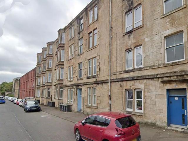 Flat for sale in Port Glasgow, Bogston