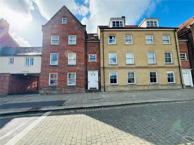 Flat for sale in Lakenham, East Bank