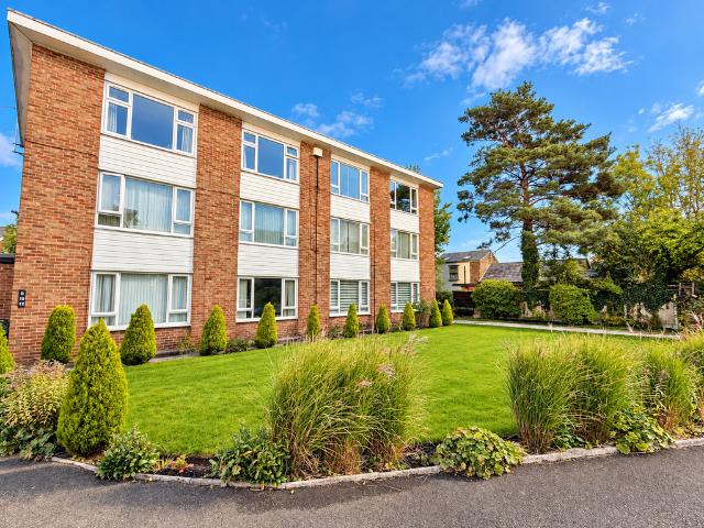 Flat for sale in Hazel Grove, Stockport