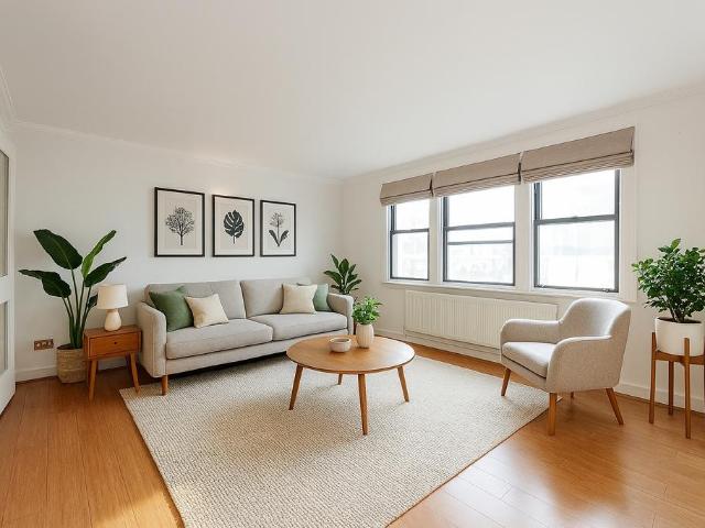 Flat for sale in Fulham, Walham Green