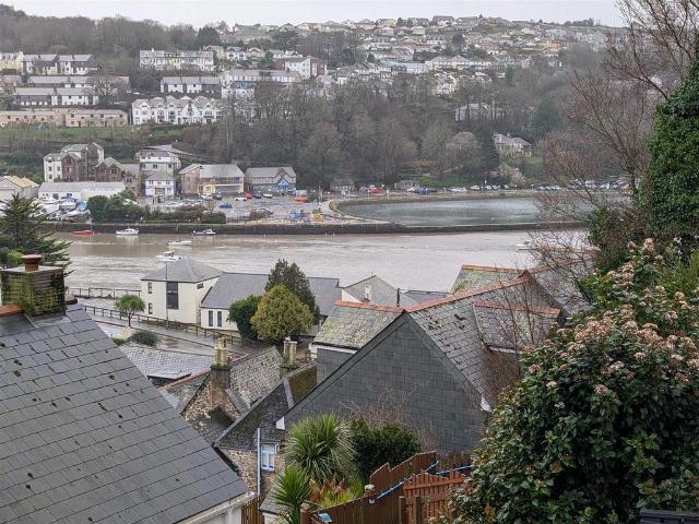 Flat for sale in East Looe, Looe