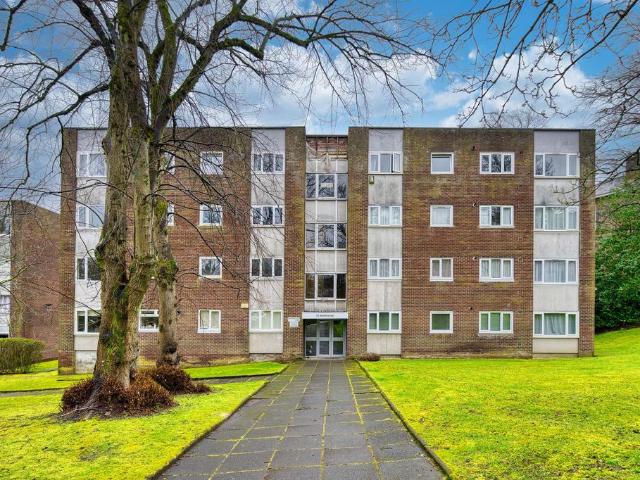 Flat for sale in Ibroxholm, Pollokshields