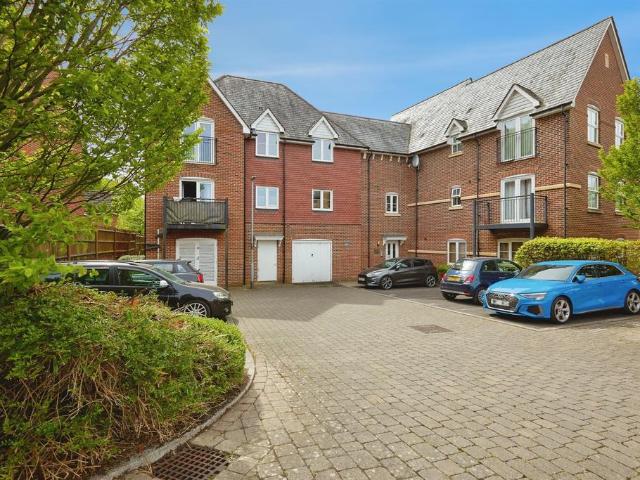 Flat for sale in Laverstock, Wiltshire