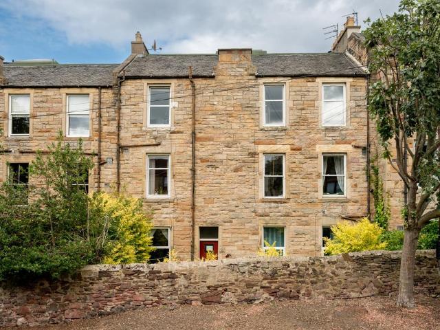 Flat for sale in Bruntsfield, City of Edinburgh