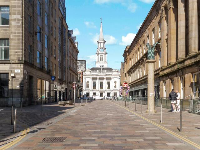 Flat for sale in Merchant City, Scotland