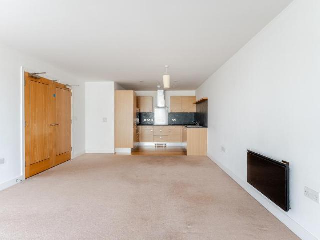 Flat for sale in Redcliffe, Feckenham