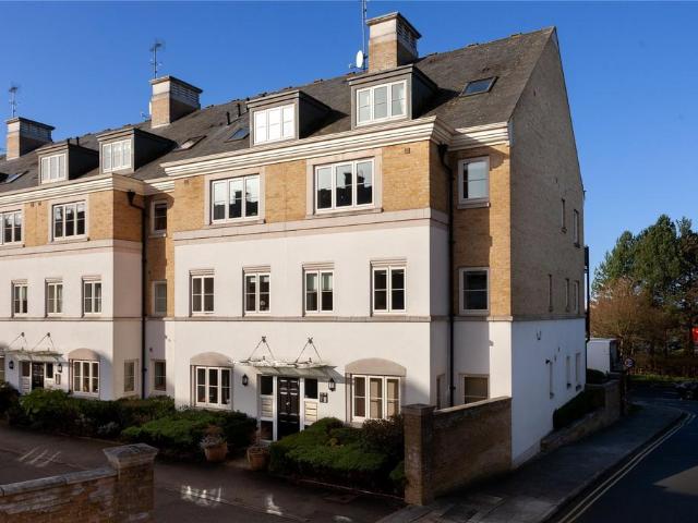 Flat for sale in High Field, York
