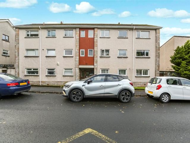Flat for sale in Largs, Scotland
