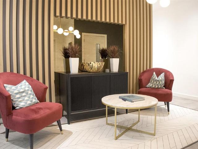 Flat for sale in London Borough of Hammersmith and Fulham, Greater London