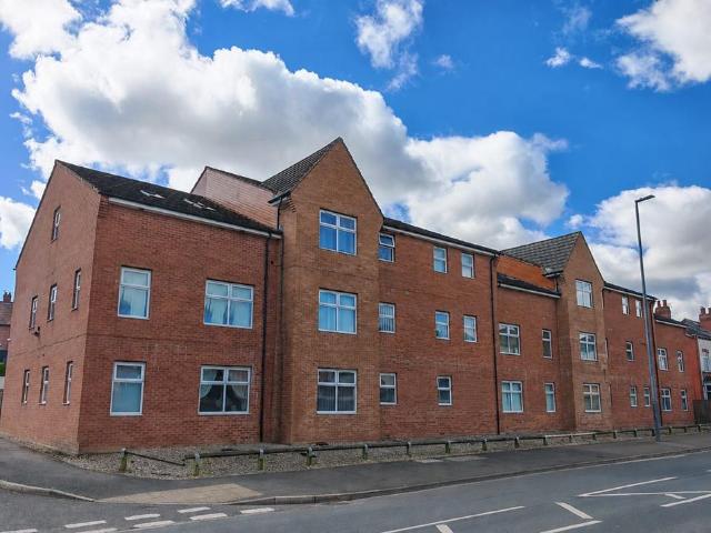 Flat for sale in Kinsley, West Yorkshire