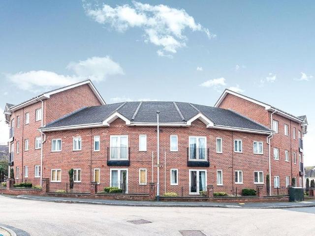 Flat for sale in Telford