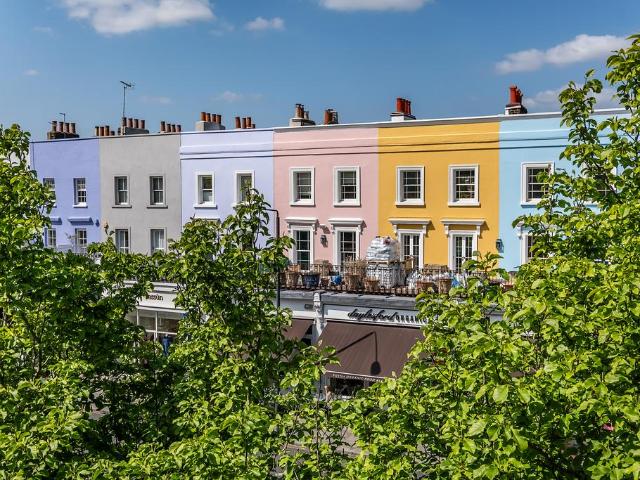 Flat for sale in Notting Hill, Greater London