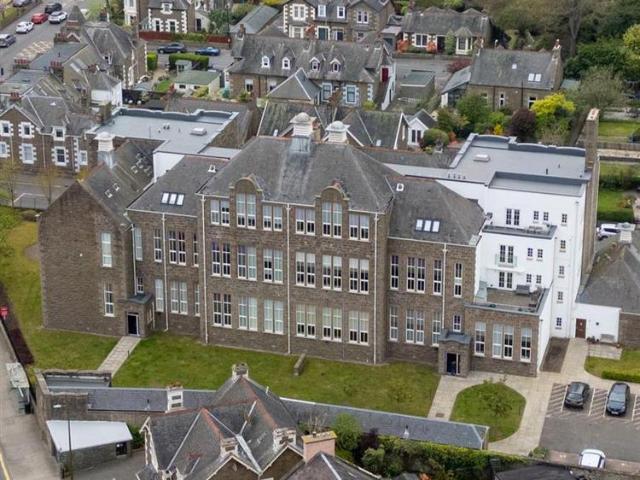 Flat for sale in Broughty Ferry, Scotland