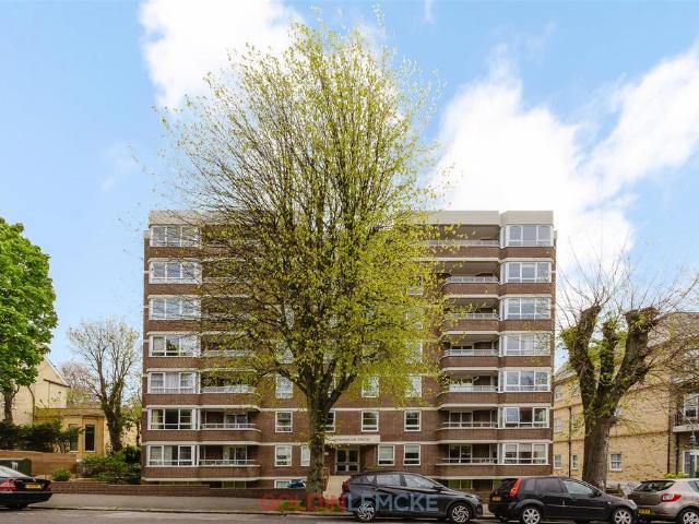 Flat for sale in Aldrington