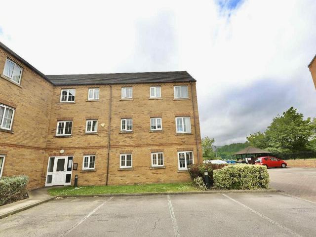 Flat for sale in Victoria Dock, Hull