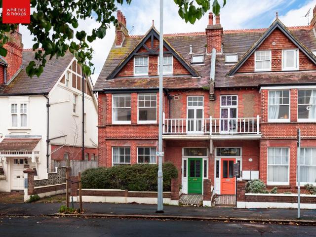Flat for sale in Aldrington