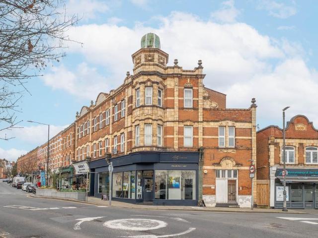 Flat for sale in London Borough of Merton, Greater London