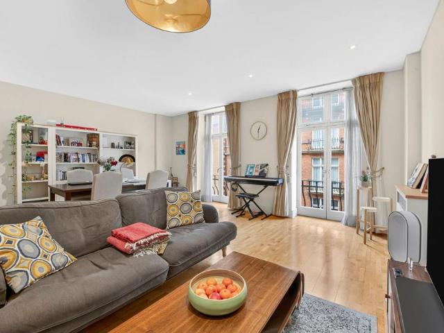 Flat for sale in St. John's Wood, Isle Of Man