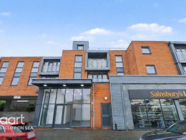 Flat for sale in Alton Barnes, Isle Of Man