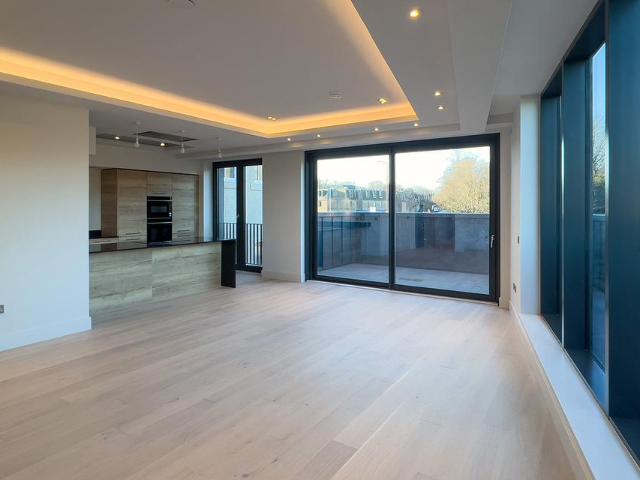 Flat for sale in Haymarket, Scotland